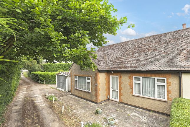2 bedroom semi-detached bungalow for sale