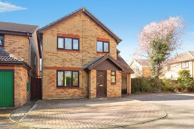 4 bed detached house