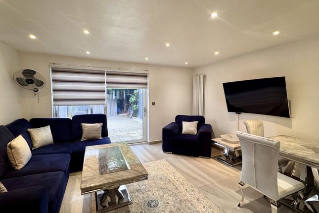 Woolacombe Way,  Hayes, UB3 3 bed terraced house for sale