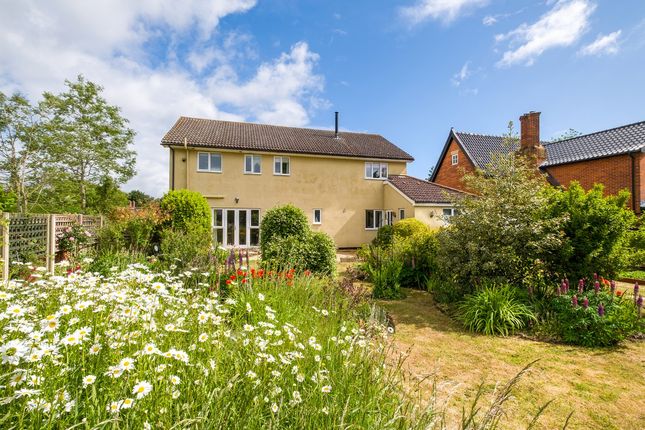 Mellis 4 bed detached house for sale