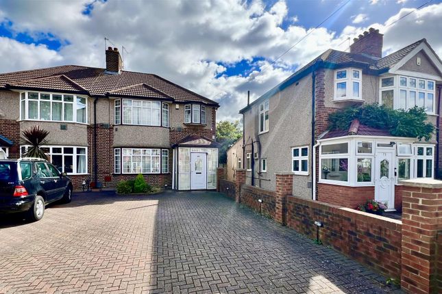 Shelley Crescent, Heston TW5 3 bed semi