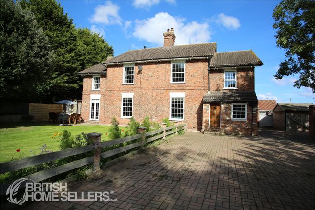 6 bedroom detached house for sale