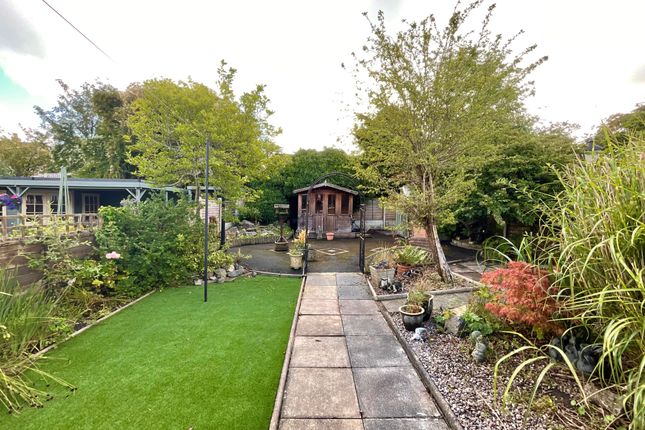 Clifton Place, Freckleton PR4 3 bed semi