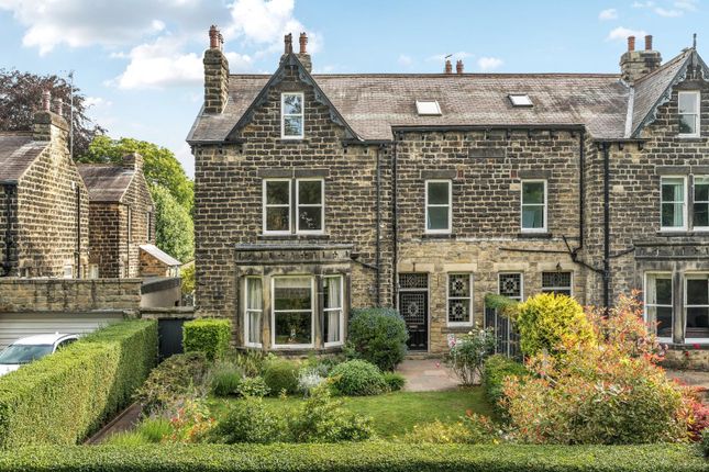 5 bedroom semi-detached house for sale