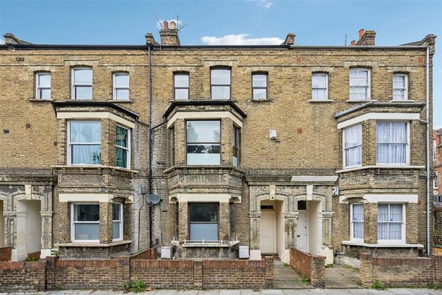 Surrey Square, London SE17 1 bed flat for sale