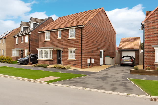 Red Admiral Way, Knaresborough HG5 4 bed detached house for sale