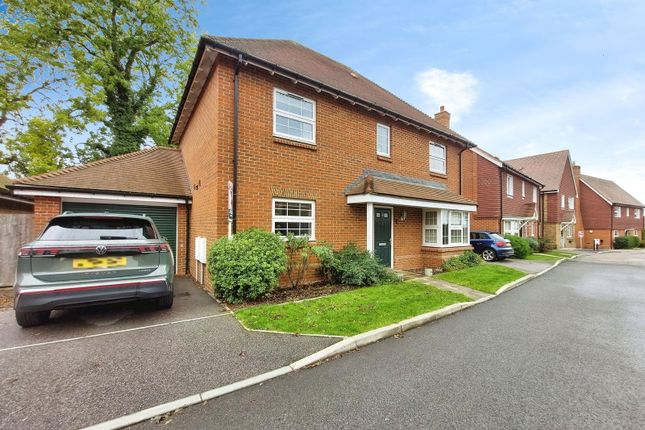 Parks Road, Maidstone ME17 4 bed detached house for sale