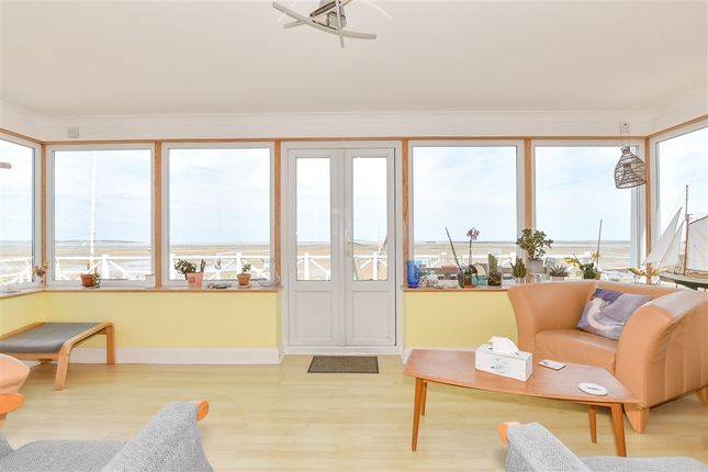 3 bed detached bungalow