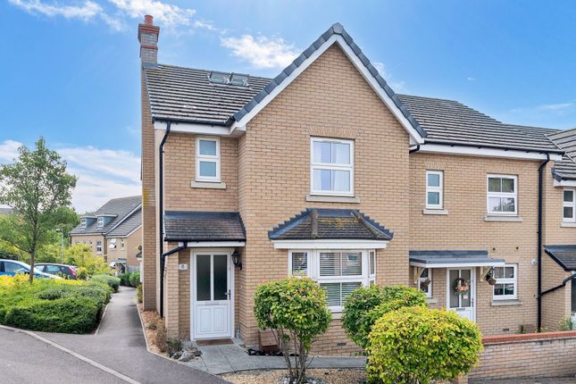 Tynan Close, Royston SG8 3 bed end of terrace house for sale
