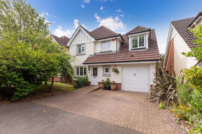 Huxtable Gardens, Maidenhead SL6 4 bed detached house for sale