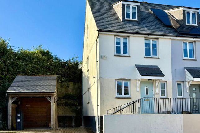 Lovering Road, St. Austell PL25 3 bed semi