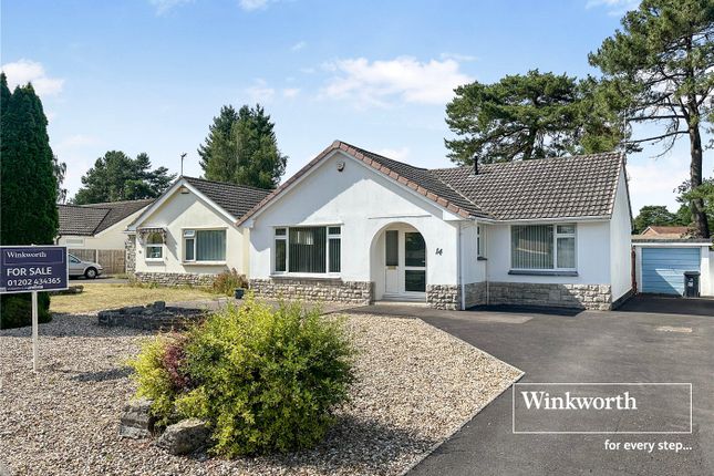 Maple Drive, Dorset BH22 3 bed bungalow for sale