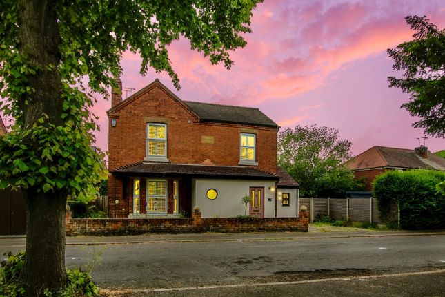 Shaftesbury Avenue, Burton Joyce... 4 bed detached house for sale