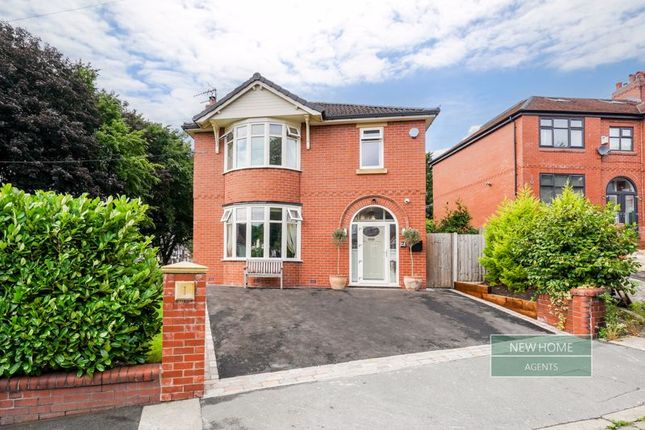 4 bed detached house