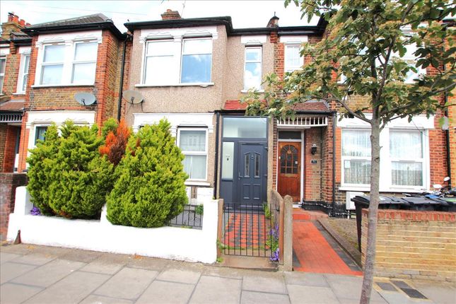Brantwood Road, Tottenham, London, N17 2 bed apartment for sale