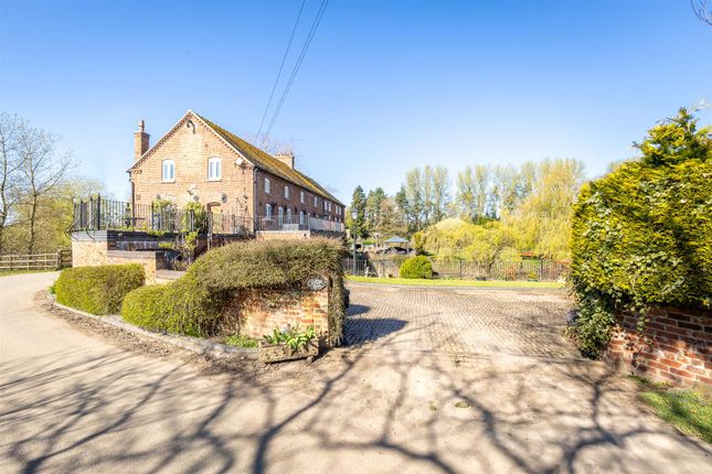 1 Hankelow Mill, Mill Lane, Hankelow 3 bed semi