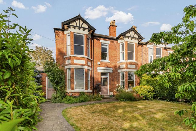 Battenhall Road, Worcester, WR5 5 bed semi