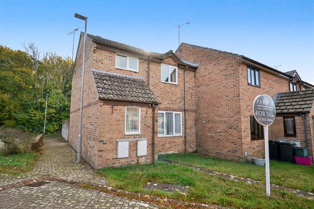 Carrick Close, Dorchester 3 bed end of terrace house for sale