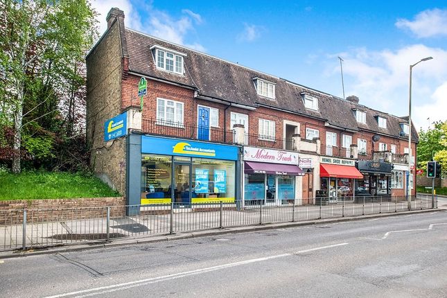 Lawn Lane, Hertfordshire HP3 3 bed flat for sale