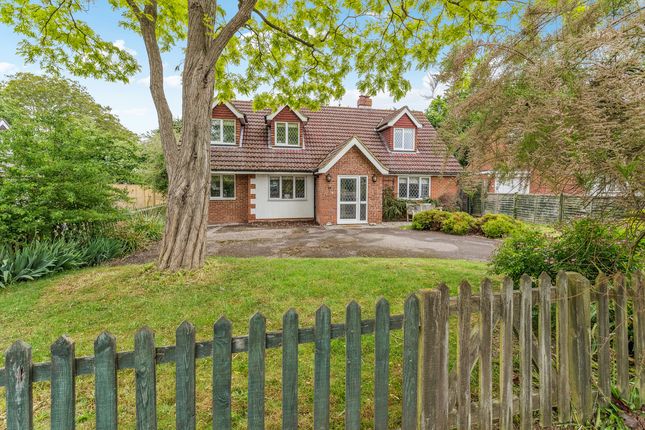 Meadow Close, Moulsford, OX10 4 bed detached house for sale