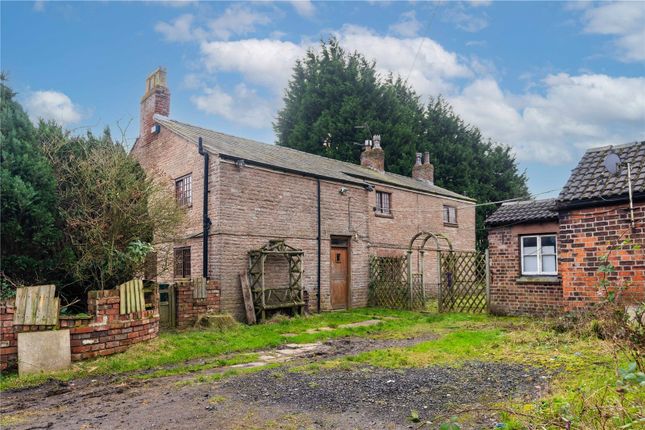 Knowsley, Prescot, Merseyside 4 bed equestrian property for sale