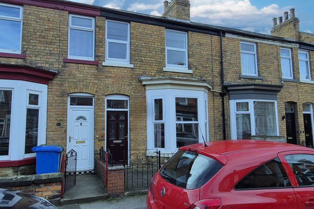 Oak Road, Scarborough 3 bed terraced house for sale
