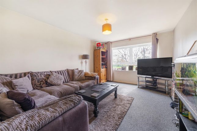 Nightingale Way, Swanley, Kent, BR8 1 bed flat for sale
