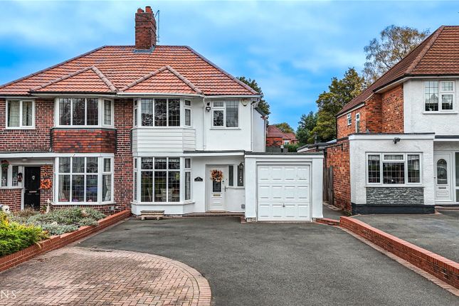 3 bedroom semi-detached house for sale