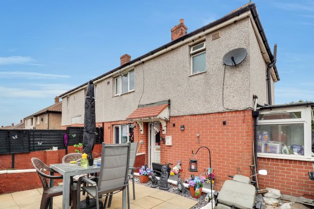 Coronation Avenue, Grimethorpe... 3 bed semi