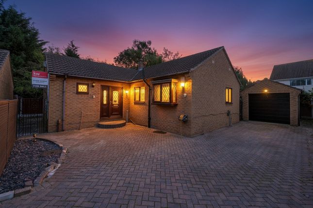 Church Fields Road, Doncaster, DN11 3 bed detached bungalow for sale