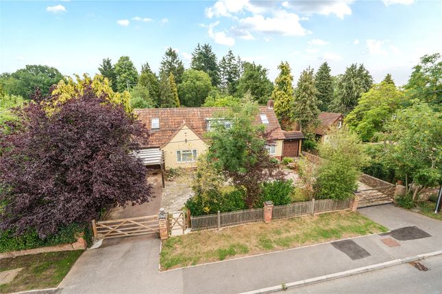 Tilehouse Lane, Denham, Buckinghamshire 3 bed detached house for sale