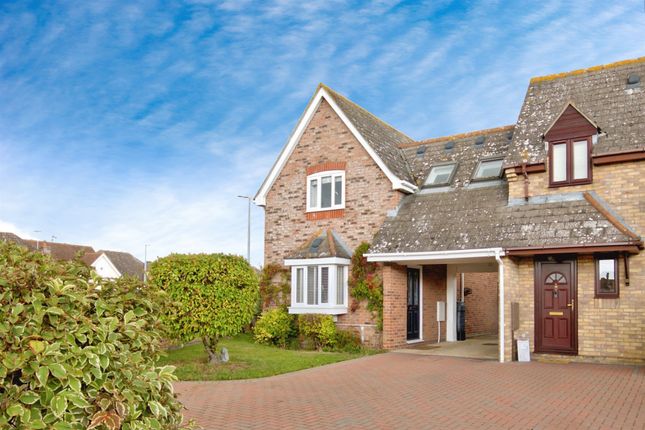 2 bedroom semi-detached house for sale