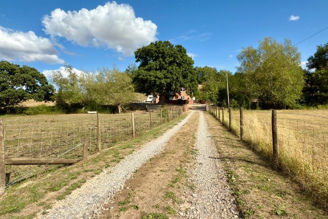 Gabb Lane, Gloucester GL19 4 bed detached house for sale