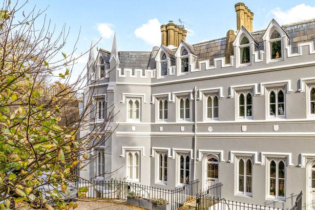 Wykeham Terrace, Brighton BN1 4 bed end of terrace house for sale