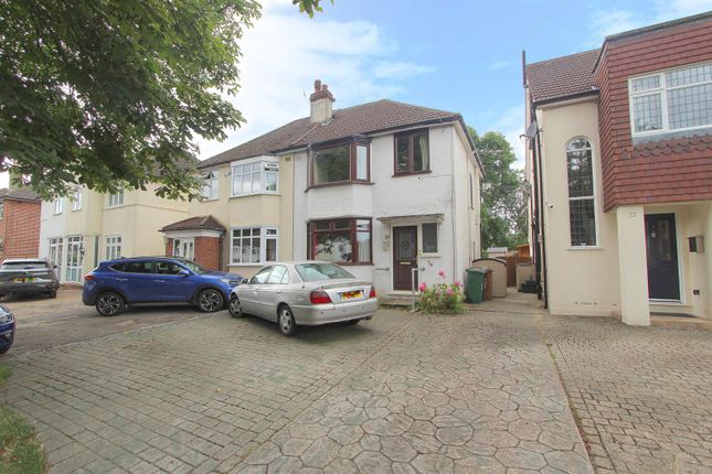 Chipstead Way, Banstead SM7 3 bed semi