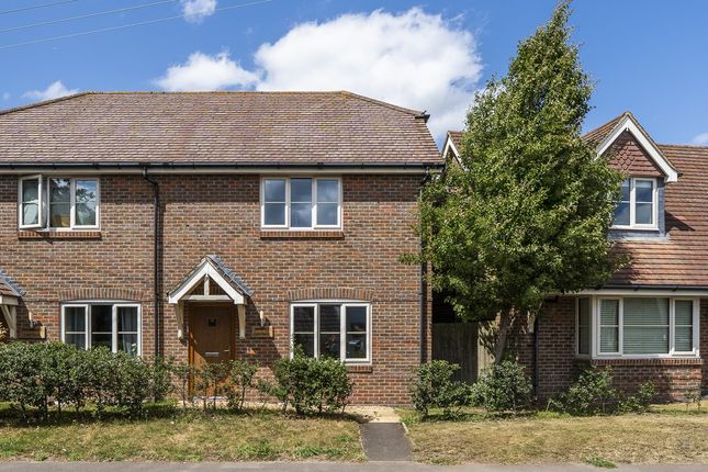 Portsmouth Road, Bursledon... 3 bed semi