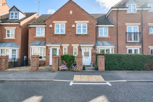 Wharf Lane, Solihull, West Midlands, B91 3 bed terraced house for sale