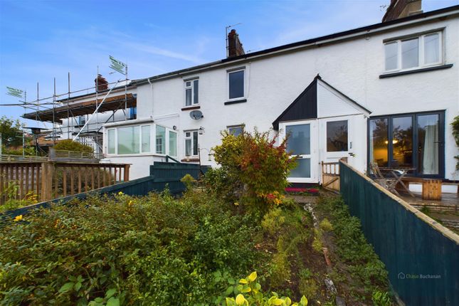 2 bed detached house