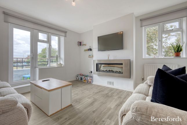 Ingleton House, Kings Lynn Drive, RM3 1 bed apartment for sale
