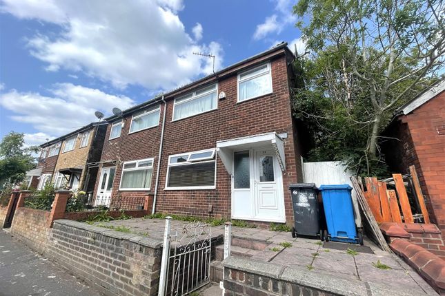 Burlington Avenue, Coppice, Oldham, OL8 3 bed semi
