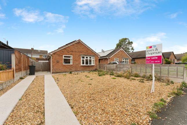 2 bedroom detached bungalow for sale