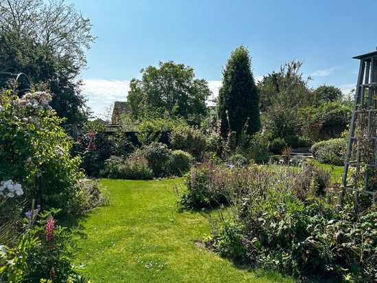 Woods End, Attleborough NR17 4 bed detached house for sale