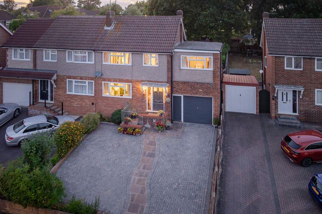 5 bedroom semi-detached house for sale