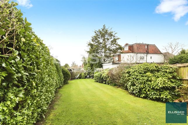 Golders Green Road, Golders Green, NW11 4 bed semi