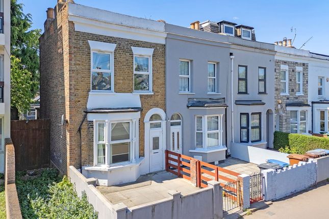 Woodhouse Road, Leytonstone E11 3 bed end of terrace house for sale