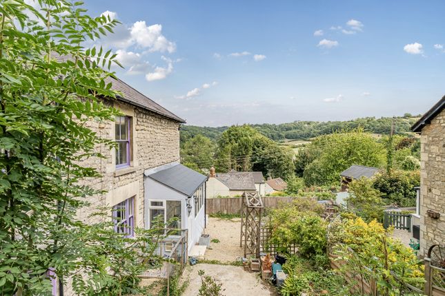 Butterrow Hill, Gloucestershire GL5 3 bed semi