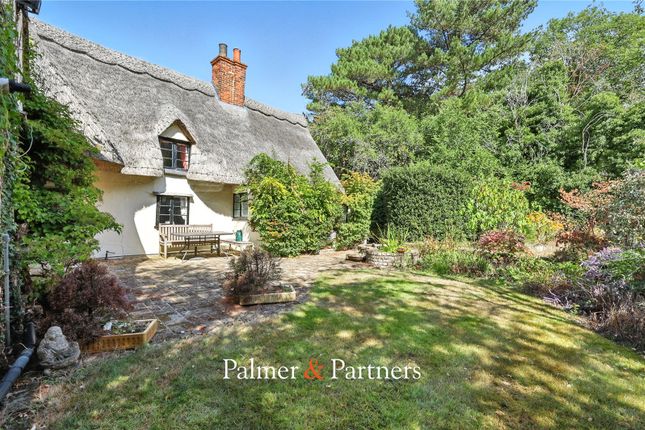 Mill Lane, Chelmsford CM3 3 bed detached house for sale