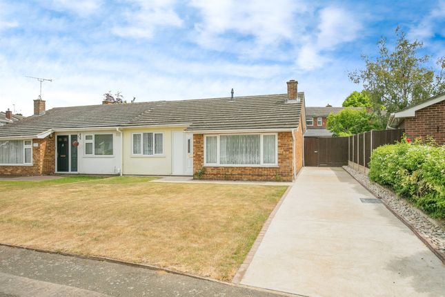 2 bedroom semi-detached bungalow for sale