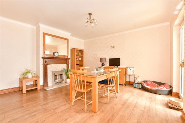 Gore Road, Eastry, Sandwich, Kent 3 bed terraced house for sale