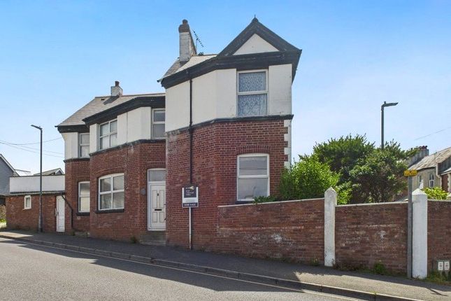 Bude, Cornwall 5 bed end of terrace house for sale